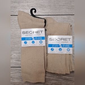 4 Pairs Of Secret Comfort Cotton Blend Women's Tan Color Crew Socks Odour Contro